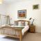 Stylish~Tasteful~2Bed~2Bath~Central~Townhouse