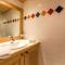 Spacieux chalet 8 pers avec piscine, spa et pied des pistes - 3 étoiles Atout France - FR-1-461-21