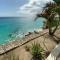 Oceanfront Paradise: Penthouse with Peloton - Cupecoy