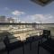 NEW! HollywoodDXB Burj Khalifa View - 6Min To Dubai Mall - Dubaj