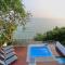 The Munique Cliff House Chumphon - private jacuzzi with beach views