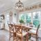 2 Mi to Long Beach Home with Patio and Putting Green! - أوك آيلاند