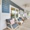 2 Mi to Long Beach Home with Patio and Putting Green! - أوك آيلاند