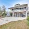2 Mi to Long Beach Home with Patio and Putting Green! - أوك آيلاند