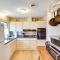 3 Mi to Dtwn Home with Yard in Tallahassee - تالاهاسي