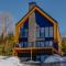 Delarose Cottage, Ski, Spa, pool table & starry night