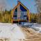Delarose Cottage, Ski, Spa, pool table & starry night