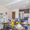 Chic Condo by RESAVA