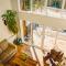 Delarose Cottage, Ski, Spa, pool table & starry night
