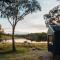 Lakeside Off-Grid Cabin - Pet Friendly - Freja