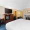 Fireside Inn & Suites Gilford