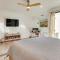 Families Welcome Phoenix Home with Backyard Oasis