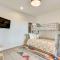 Families Welcome Phoenix Home with Backyard Oasis