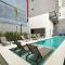 Pinheiros I Faria Lima, Apto Studio, 50m Metrô, Piscina, WI-FI - São Paulo
