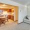 Walk to River Downtown Pierre Apartment - 皮埃尔