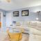 Walk to Eastern Point Beach Apt with Water View! - 格罗顿 Walk to Eastern Point Beach Apt with Water View! - 格罗顿