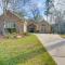 Spacious and Modern Home in Montgomery with Deck! - Montgomery