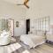 Private Dock and River Views Modern Gem in Waterloo - Waterloo