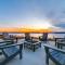 Massive Lake Views and Stunning Sunsets Waverly Gem - Waverly