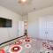 San Antonio Home with Pool, Hot Tub and Game Loft - 圣安东尼奥