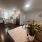 Perfect Fall and Winter Apartment in Des Moines - Des Moines