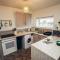 Cosy 1BR Apt, Self Check In, Parking, By DerBnB - 德比