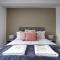 2BR City Centre Apt, Self Check In, Wifi, By DerBnB - Sheffield