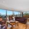 Sea-Eagle Sanctuary - views, pool, stroll to beach