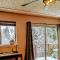 Wonas 2 bedrooms full kitchen