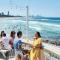 3 Bedroom Beach House - 200m To The Beach