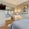 Beachview End Unit Condo - Fernandina Beach