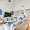8 Sea Castles condo
