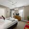 Athelstane Hotel