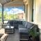 Treehouse Hideouts Balcony Apartment - Port of Echuca Townhouse - 伊丘卡