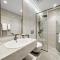 FIRST CLASS 1BR Elegant Modern Retreat