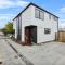 Charming 2-Bedroom Townhouse - 基督城