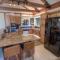 Inclining View home - 斜坡村