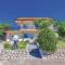 2 Bedroom Stunning Apartment In Grizane - Grižane