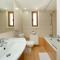 1 bedroom flat in city center