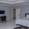Adonai Hotel - Tema