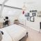 Host & Stay - The Artists Pad