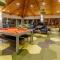 Enjoy resort setting with multiple pools including adult pool in 2BD condo - Скоттсдейл