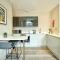 Apt 4, 10 Kingsway in a stylish Georgian Building - 艾纯查姆