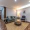 Charming 4 Double Bed Steps from the Old Town - Bilbao