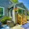Cape Cod Bungalow with Patio Less Than 1 Mi to Beaches! - يارموث الغربية