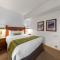 Palisades Tahoe Lodge Rentals Studio #111