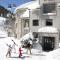 Palisades Tahoe Lodge Rentals Studio #109