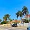 Fantastic Private Tropical Villa in Palm Beach with Breakfast
