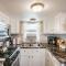 Tiny Home with Mountain Views BBQ & Family Perks - وودلاند بارك