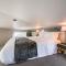 Tiny Home with Mountain Views BBQ & Family Perks - وودلاند بارك